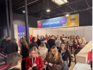 BDEװչվԲչ٣йƷƺչ̱