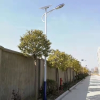 陽泉新農村6米LED太陽能路燈報價天光燈具免費提供報價