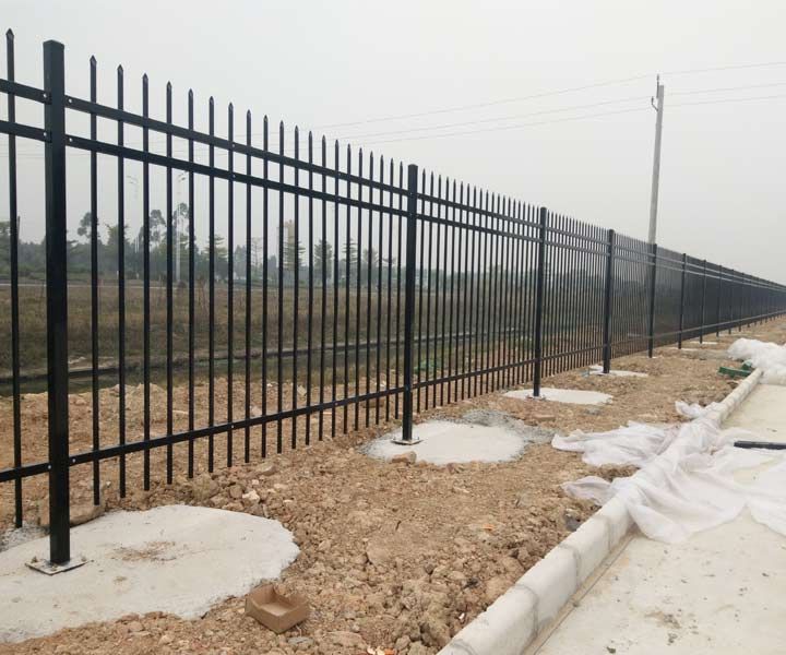  幼儿园围墙护栏
