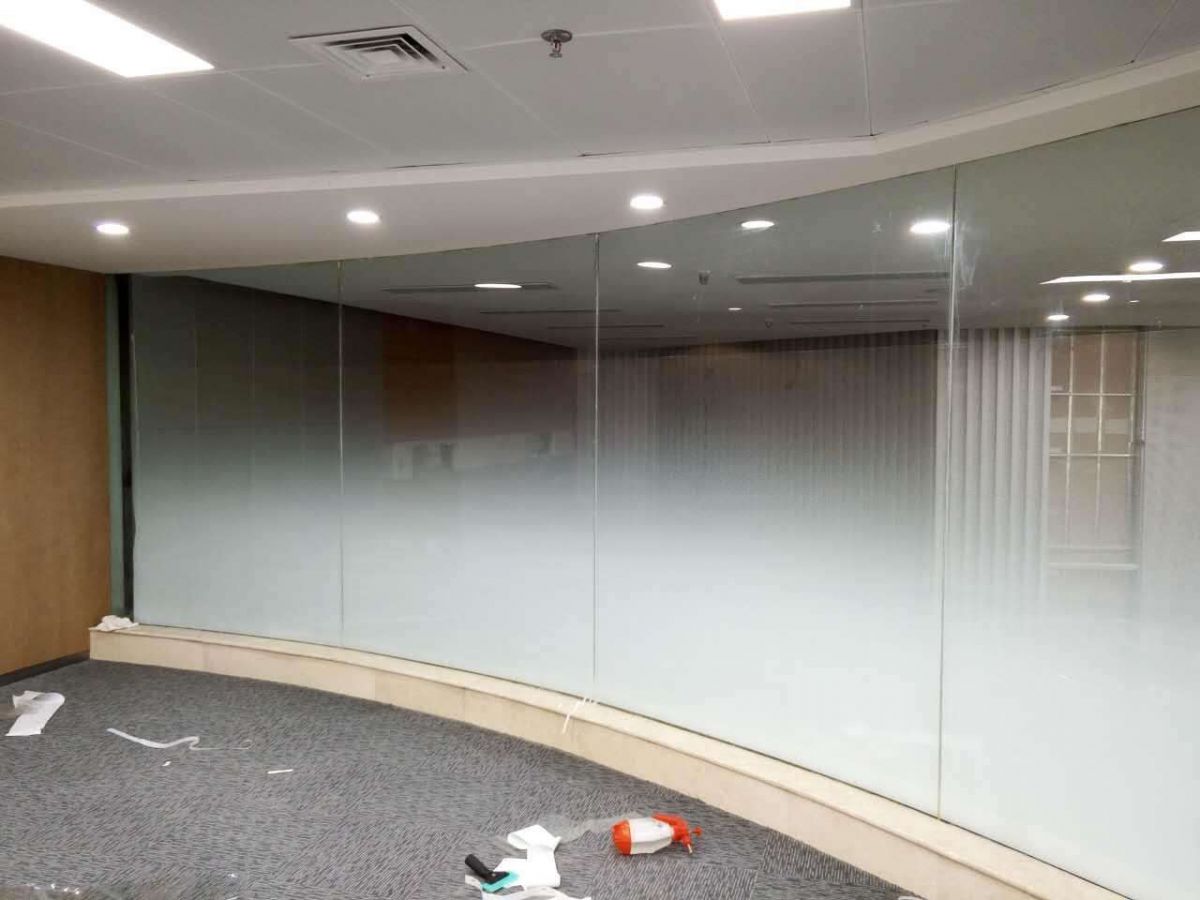 办公室磨砂贴膜之苏州玻璃贴膜-玻璃功能膜-中国玻璃网