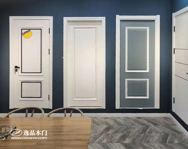 重庆逸品木门银川专卖店白色木门展示区