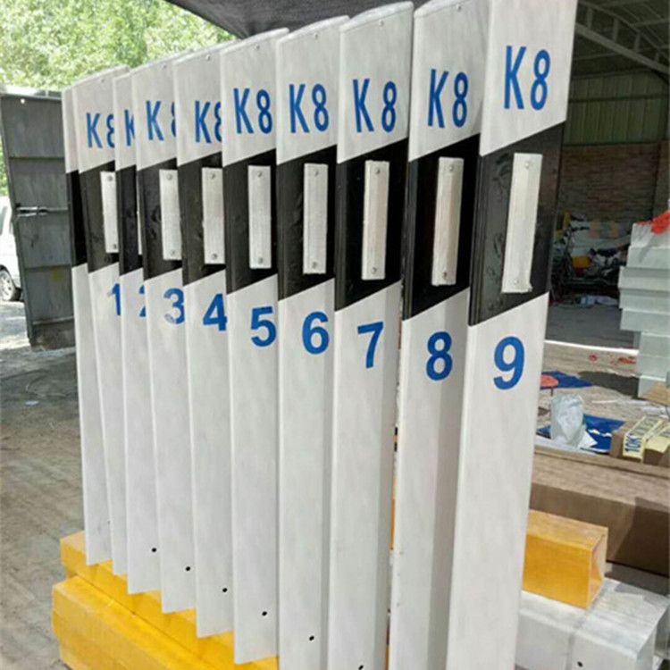 8逆反射百米桩柱式轮廓标8柱式轮廓标材质