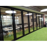 深圳会议室吊轨折叠门玻璃活动隔断墙免费测量设计