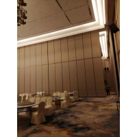 宴會廳超高移動式隔斷隔墻可伸縮收納活動屏風門設計