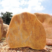 天然黃蠟石石質堅硬耐腐蝕 景觀石刻字