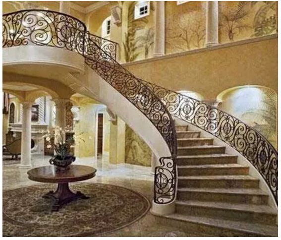豪宅别墅的楼梯就是不一般