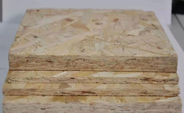 颗粒板和刨花板的作用颗粒板作用由于其内部是颗粒状木质结构,使其握
